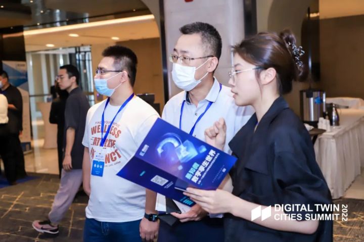 袋鼠云旗下易知微受邀分享数字孪生技术实践与应用,智慧交通安全智控创新应用斩获双奖 袋鼠云旗下易知微受邀分享数字孪生技术实践与应用,智慧交通安全智控创新应用斩获双奖